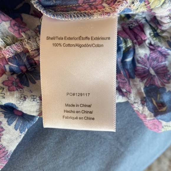 Floral top - Picture 8 of 9